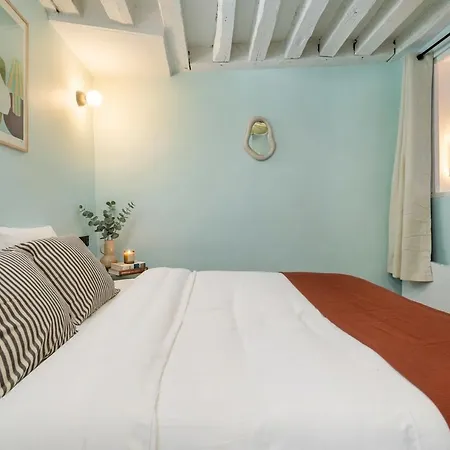Furtivestay - Notre-dame - Huchette Paris